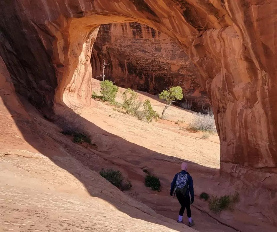 Private Arch on the Devils Garden Hike
